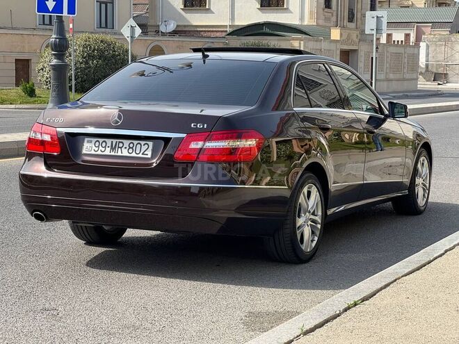 Mercedes E 200 2010, 179,585 km - 1.8 l - Bakı