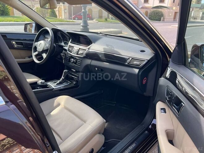 Mercedes E 200 2010, 179,585 km - 1.8 l - Bakı