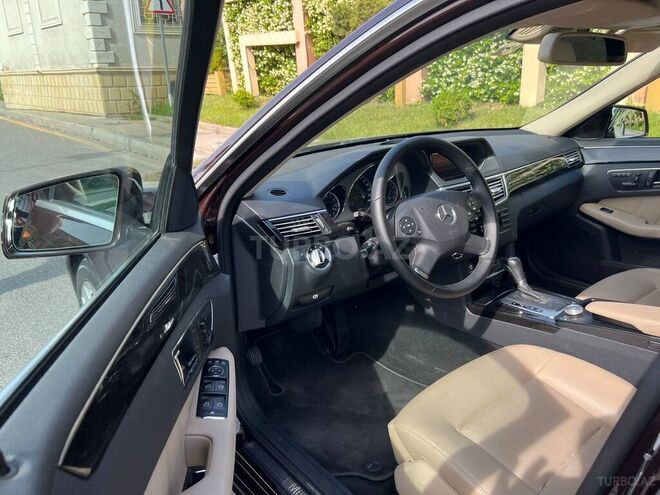 Mercedes E 200 2010, 179,585 km - 1.8 l - Bakı