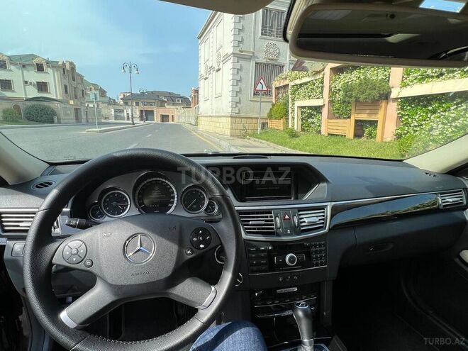 Mercedes E 200 2010, 179,585 km - 1.8 l - Bakı