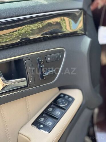 Mercedes E 200 2010, 179,585 km - 1.8 l - Bakı