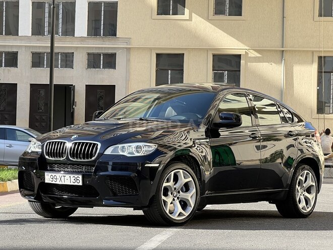 BMW X6 M 2013, 141,000 km - 4.4 л - Bakı