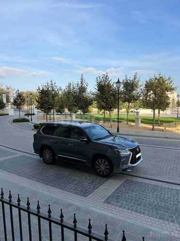 Lexus LX 570 2016, 99,000 km - 5.7 л - Bakı