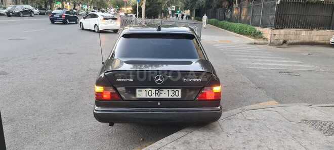 Mercedes E 230 1991, 530,000 km - 2.3 l - Bakı