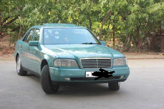 Mercedes C 220 1994, 446,000 km - 2.2 l - Bakı