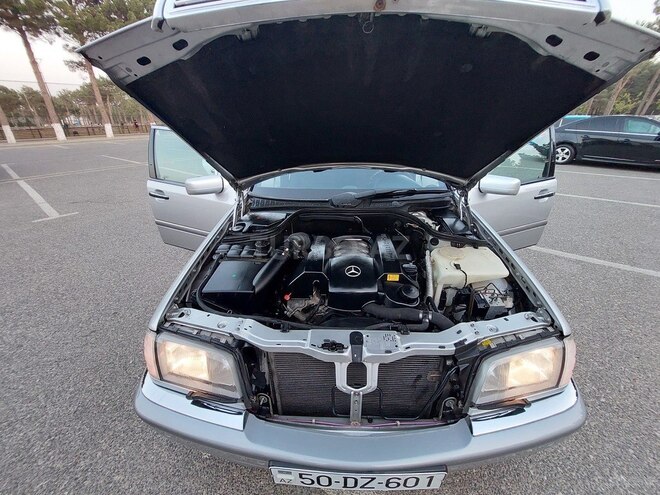 Mercedes C 240 1999, 277,000 km - 2.4 л - Sumqayıt