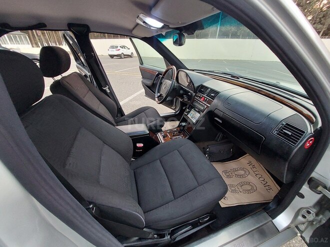 Mercedes C 240 1999, 277,000 km - 2.4 л - Sumqayıt