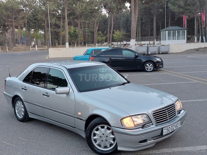 Mercedes C 240 1999, 277,000 km - 2.4 л - Sumqayıt