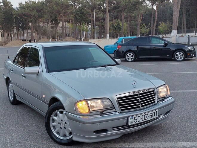 Mercedes C 240 1999, 277,000 km - 2.4 л - Sumqayıt