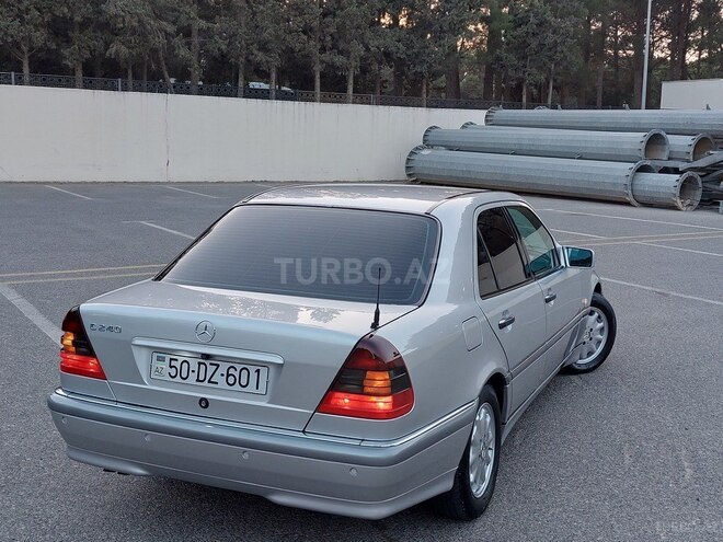 Mercedes C 240 1999, 277,000 km - 2.4 л - Sumqayıt