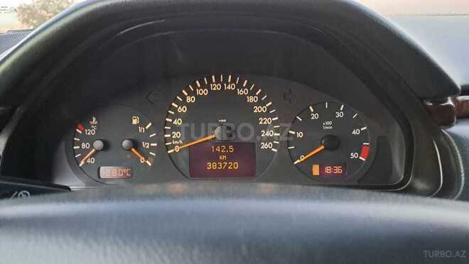 Mercedes E 220 2000, 383,735 km - 2.2 l - Sabirabad