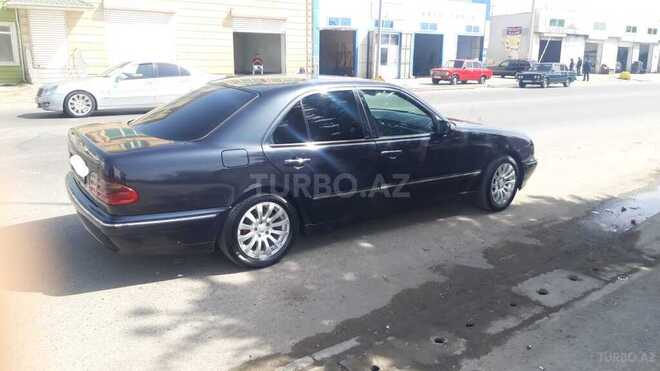 Mercedes E 220 2000, 383,735 km - 2.2 l - Sabirabad