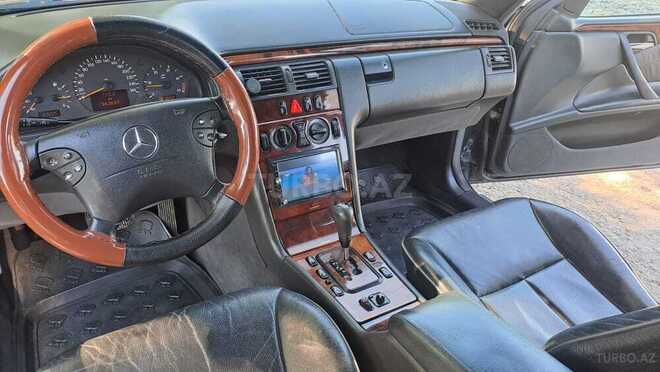 Mercedes E 220 2000, 383,735 km - 2.2 l - Sabirabad