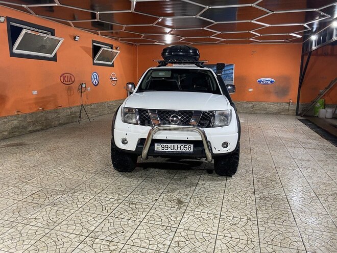 Nissan Navara 2012, 140,000 km - 2.5 л - Sumqayıt