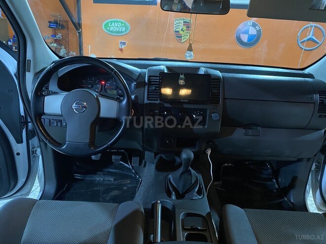 Nissan Navara 2012, 140,000 km - 2.5 л - Sumqayıt