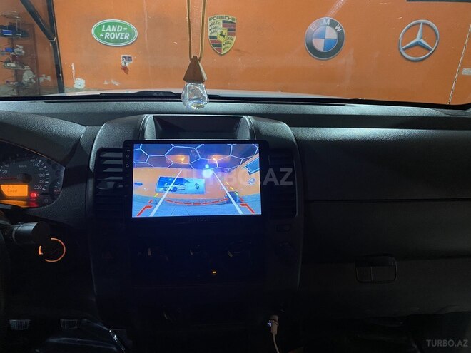 Nissan Navara 2012, 140,000 km - 2.5 л - Sumqayıt