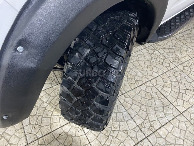 Nissan Navara 2012, 140,000 km - 2.5 л - Sumqayıt