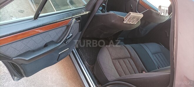 Mercedes E 200 1993, 385,000 km - 2.0 л - Bakı