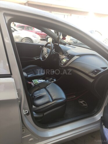 Hyundai Accent 2012, 121,000 km - 1.6 l - Gəncə