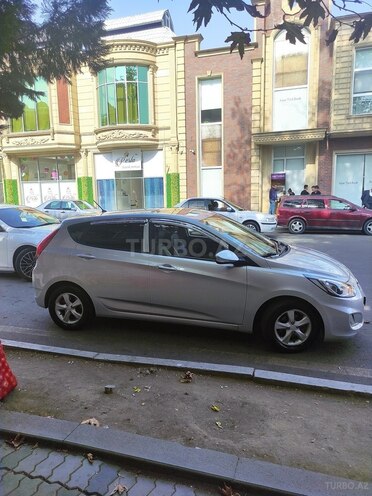 Hyundai Accent 2012, 121,000 km - 1.6 l - Gəncə