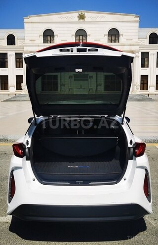 Toyota Prius Prime 2021, 12,500 km - 1.8 l - Bakı