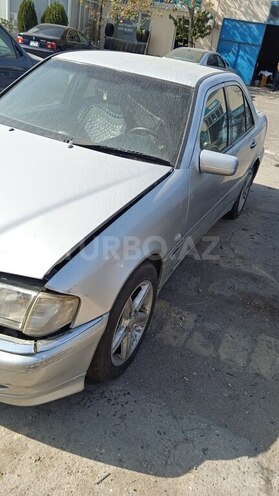 Mercedes C 240 1999, 328,000 km - 2.4 л - Bakı