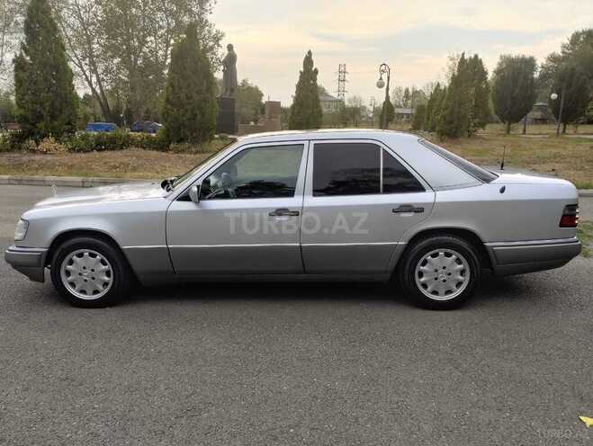 Mercedes E 200 1994, 434,000 km - 2.0 l - Şəki
