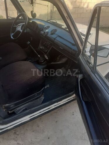 LADA (VAZ) 2106 1987, 70,644 km - 1.6 л - Salyan