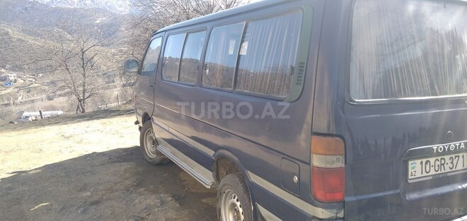 Toyota HiAce 1991, 488,000 km - 2.5 l - Tovuz