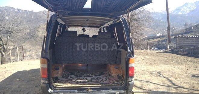 Toyota HiAce 1991, 488,000 km - 2.5 l - Tovuz