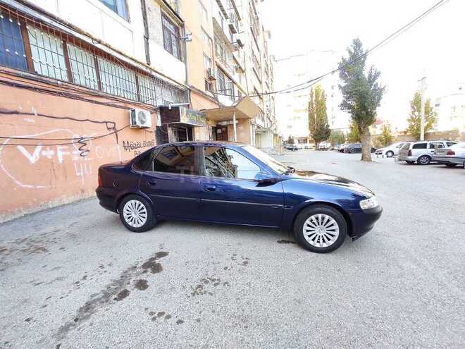 Opel Vectra 1996, 267,800 km - 2.0 l - Sumqayıt
