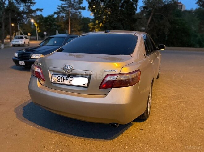 Toyota Camry 2006, 271,000 km - 2.4 l - Quba