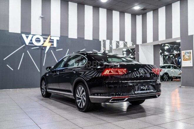 Volkswagen Passat 2022, 0 km - 1.4 l - Bakı