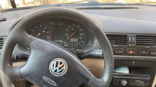 Volkswagen Jetta 1999, 299,338 km - 2.0 l - Bakı