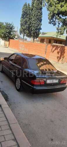 Mercedes E 200 1999, 268,000 km - 2.0 l - Şəmkir