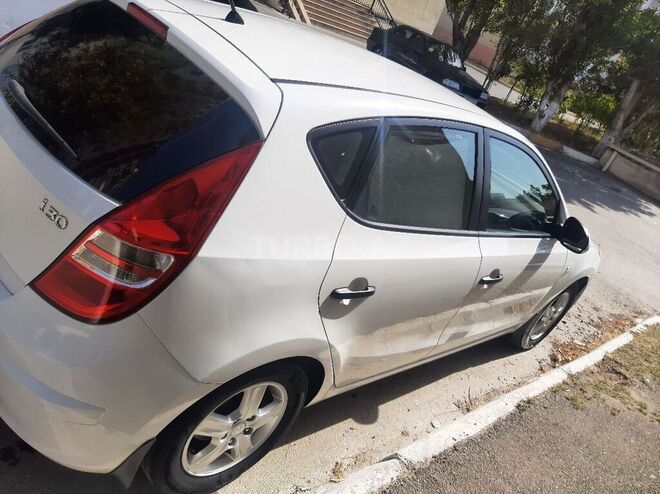 Hyundai i30 2009, 215,000 km - 1.6 l - Bakı