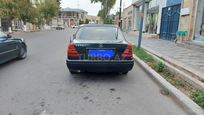 Mercedes C 200 1994, 250,000 km - 2.0 l - Qazax