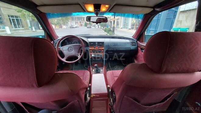 Mercedes C 200 1994, 250,000 km - 2.0 l - Qazax