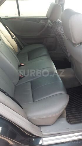 Mercedes E 220 2000, 396,000 km - 2.2 l - Bakı