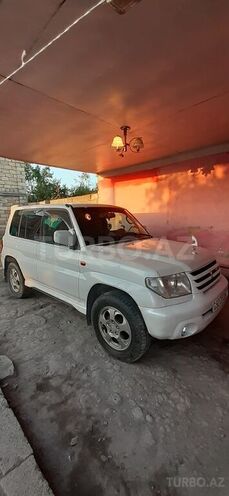 Mitsubishi Pajero io 2000, 352,000 km - 2.0 л - Qəbələ