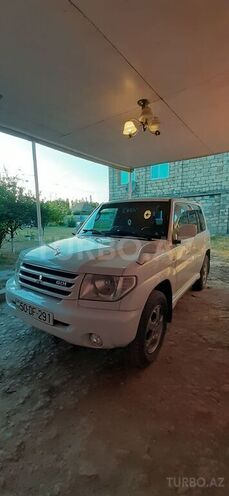 Mitsubishi Pajero io 2000, 352,000 km - 2.0 л - Qəbələ