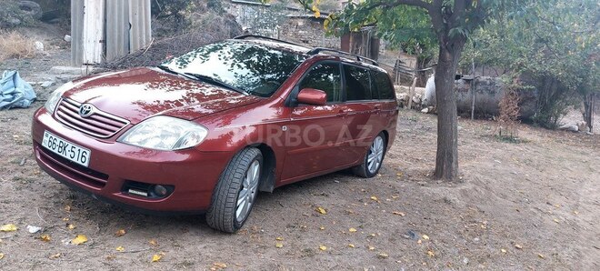 Toyota Corolla 2005, 179,990 km - 1.4 л - Tovuz