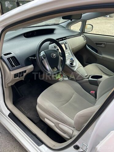 Toyota Prius 2013, 241,402 km - 1.8 l - Bakı
