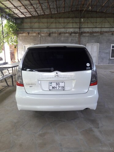 Mitsubishi Grandis 2003, 250,000 km - 2.4 l - Bakı