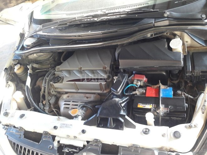 Mitsubishi Grandis 2003, 250,000 km - 2.4 l - Bakı