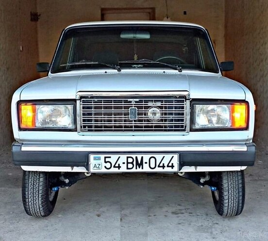 LADA (VAZ) 2107 2009, 113,000 km - 1.6 л - Sabirabad