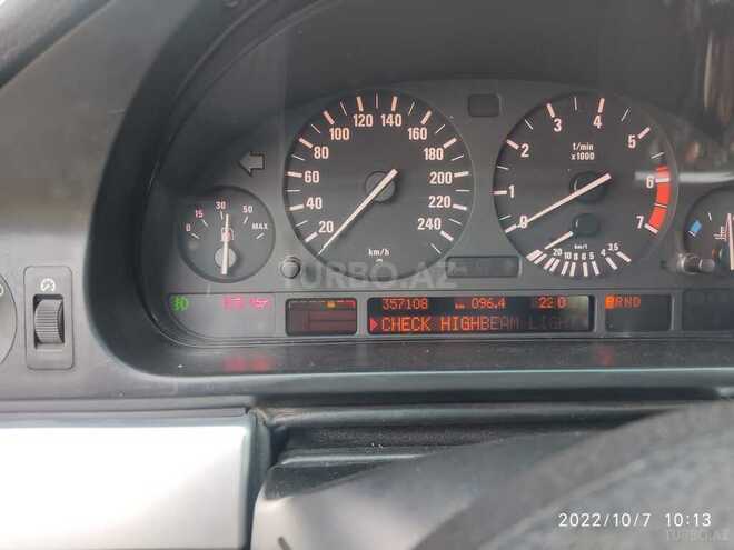 BMW 528 2000, 357,000 km - 2.8 л - Şəki