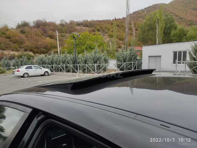 BMW 528 2000, 357,000 km - 2.8 л - Şəki