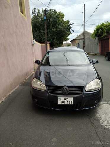Volkswagen Passat 2005, 150,000 km - 2.0 l - Zaqatala