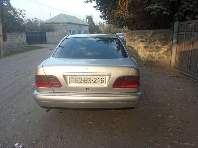 Mercedes C 200 1998, 4,000 km - 2.0 l - Zaqatala